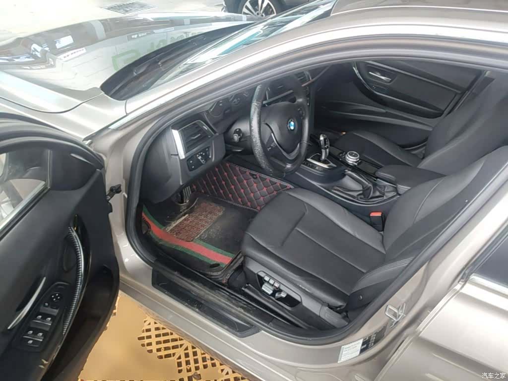 BMW 3 Series, 2016 16