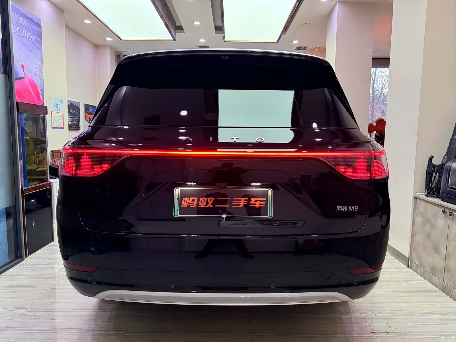 AITO M9, 2025 6