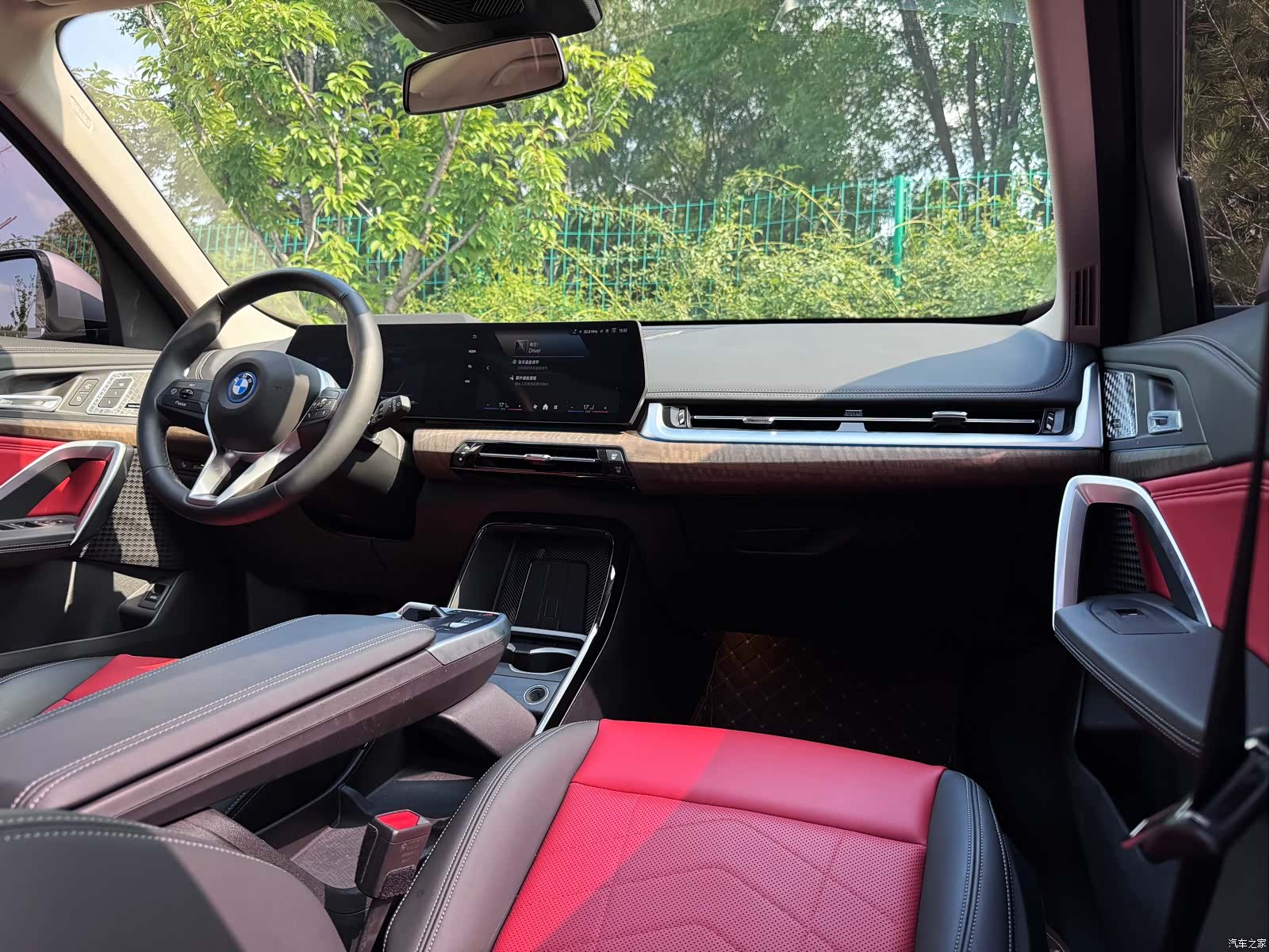 BMW iX1, 2023 18