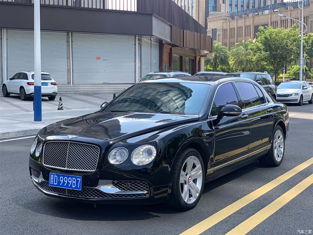 Bentley Flying Spur, 2012 1