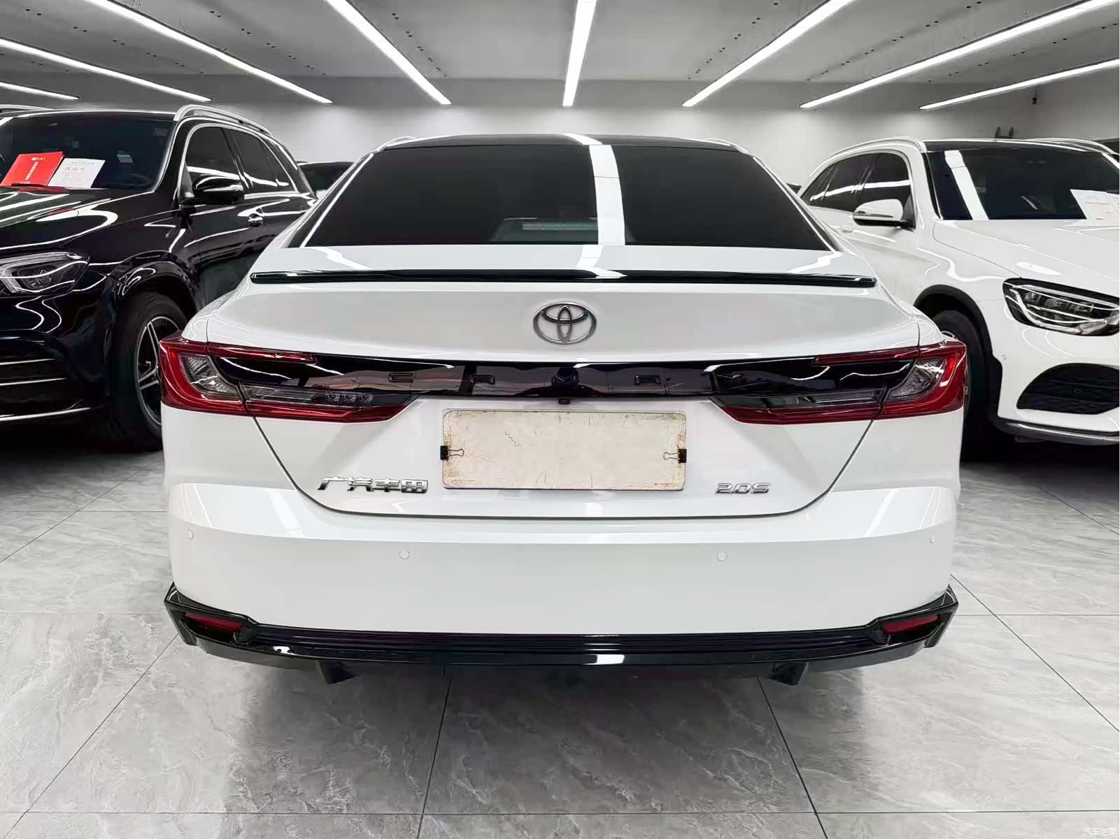 Toyota Camry, 2024 все фото