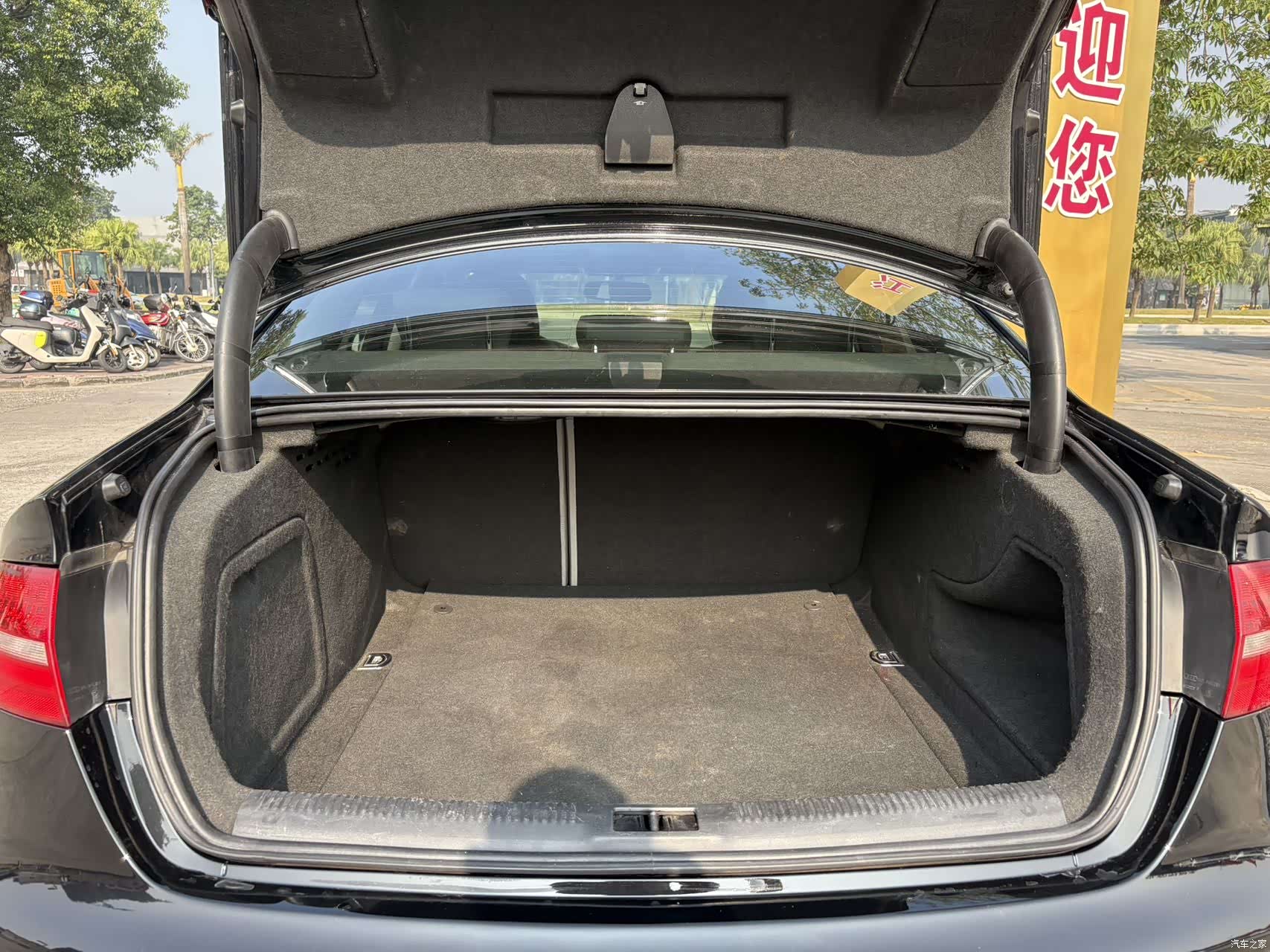 Audi A4L, 2014 12