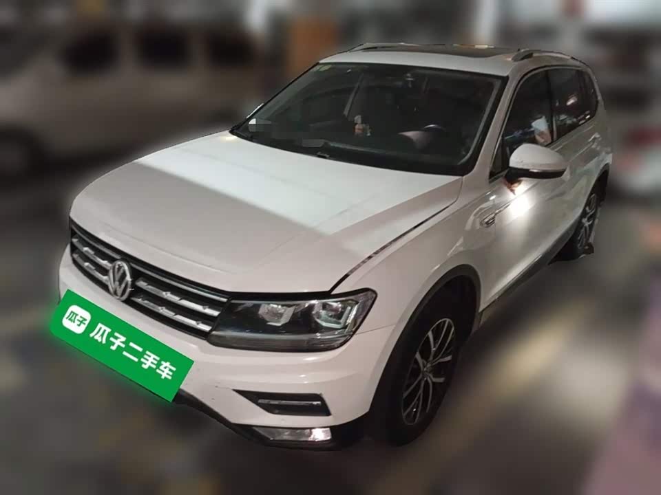 Volkswagen Tiguan L