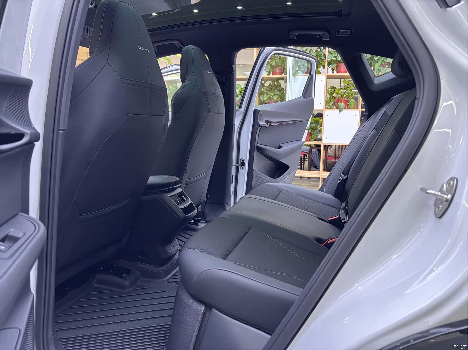 Volkswagen 06, 2025 12
