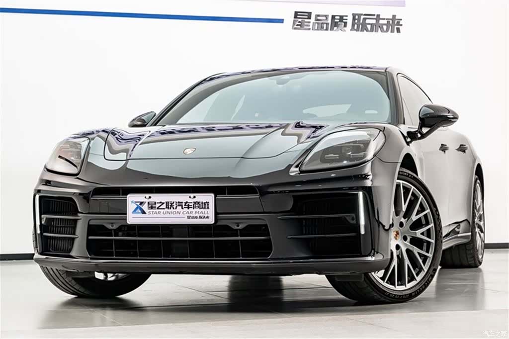 Porsche Panamera, 2024 3