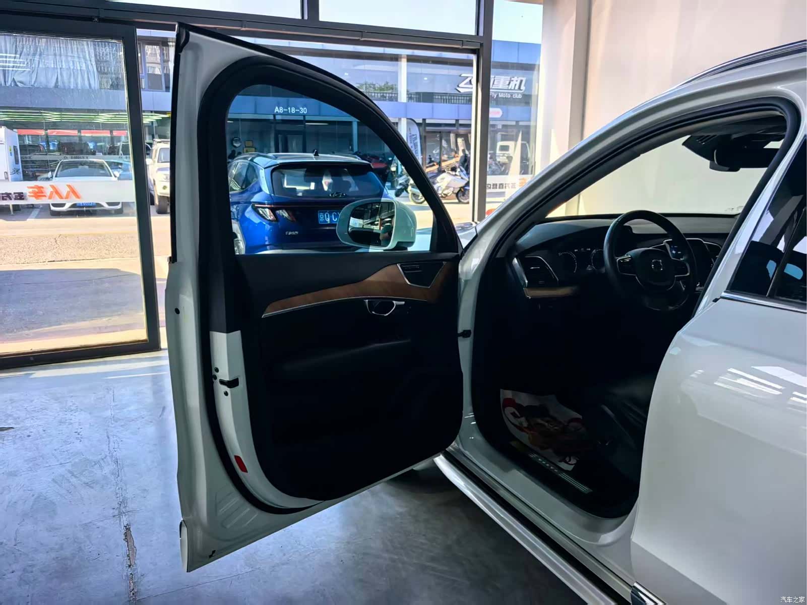 Volvo XC90, 2019 все фото