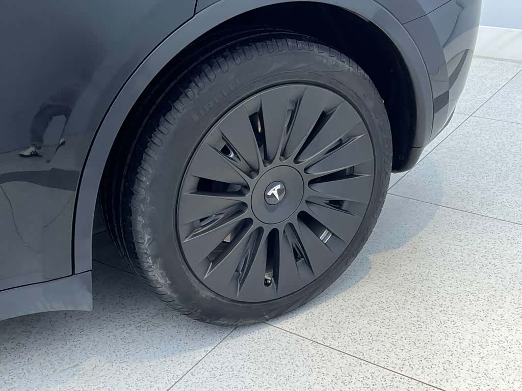 Tesla Model Y, 2021 8