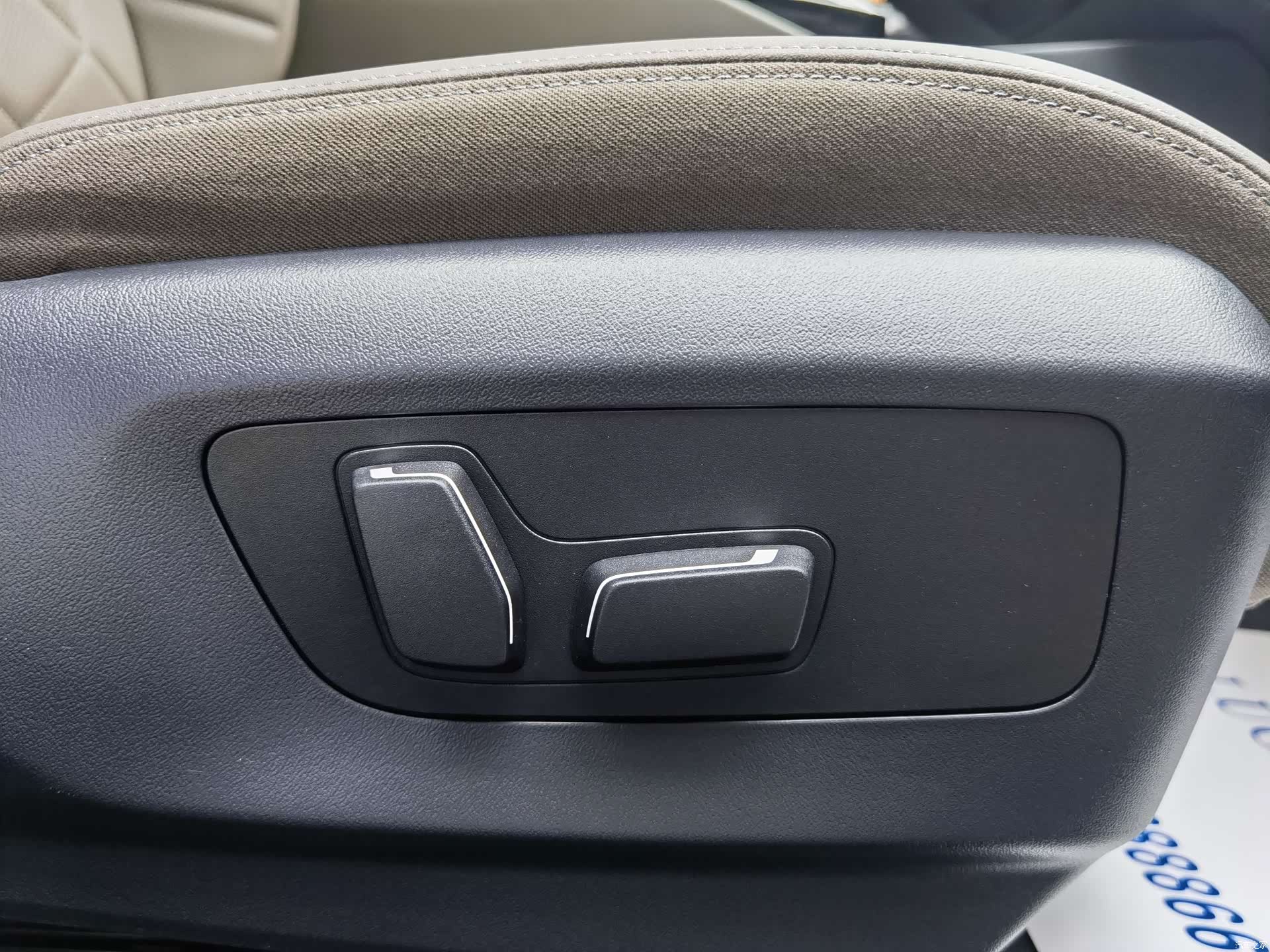 BMW 5 Series, 2025 17