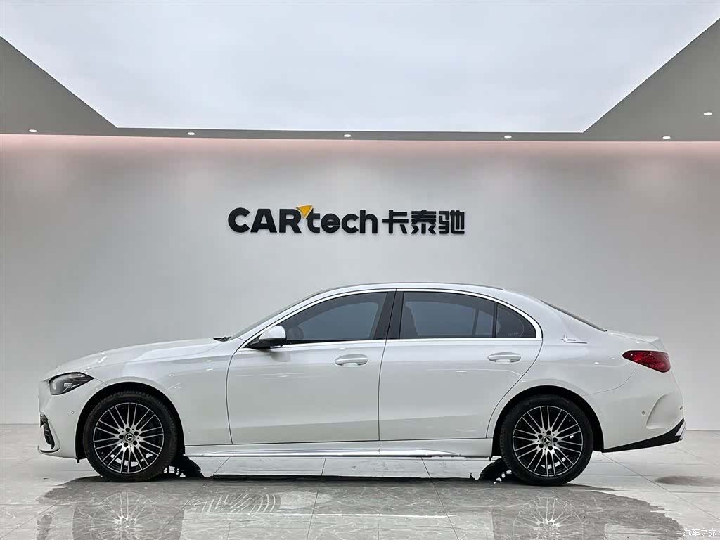 Mercedes-Benz C-Class, 2024 2