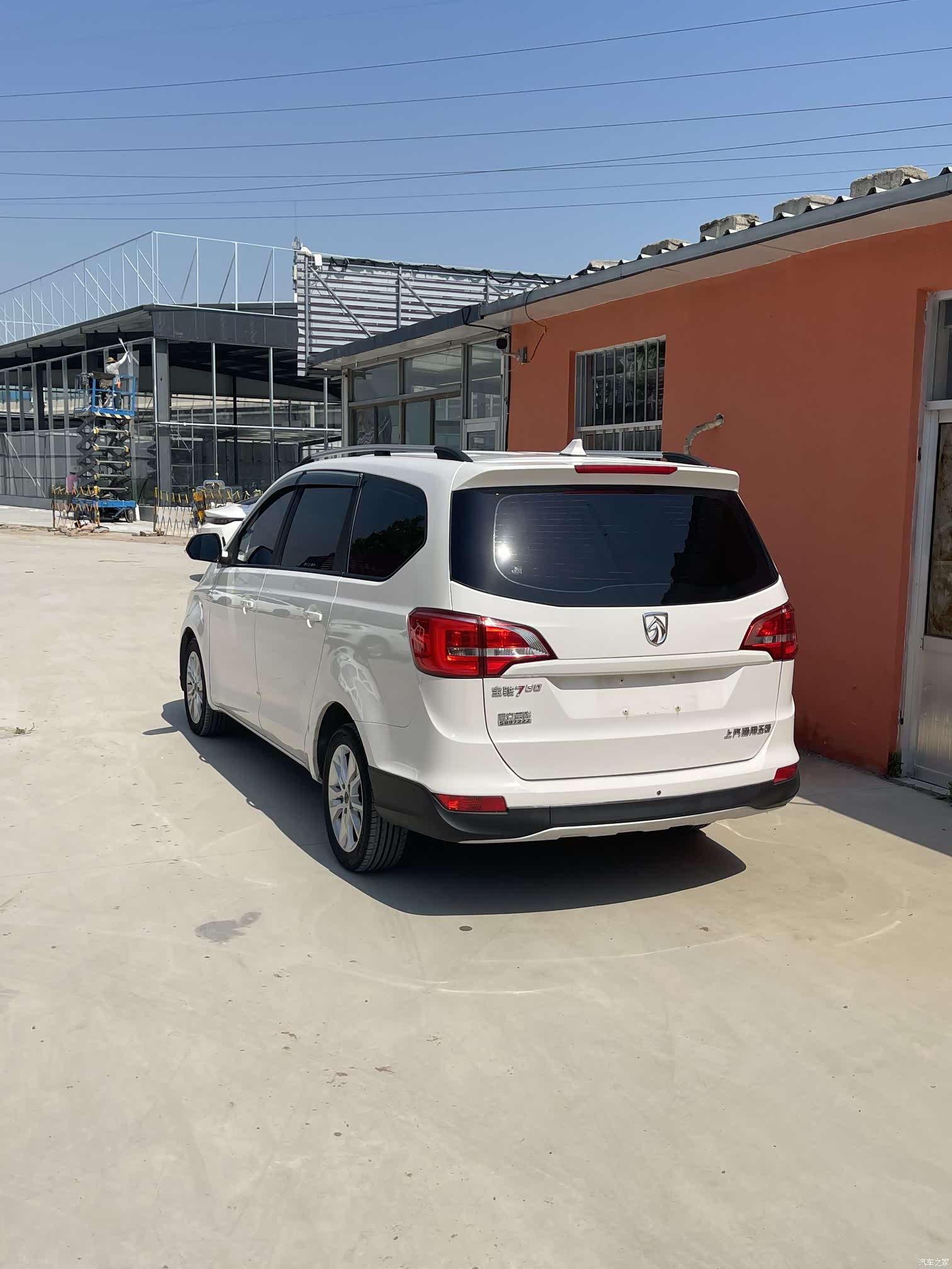 Wuling 730, 2018 4