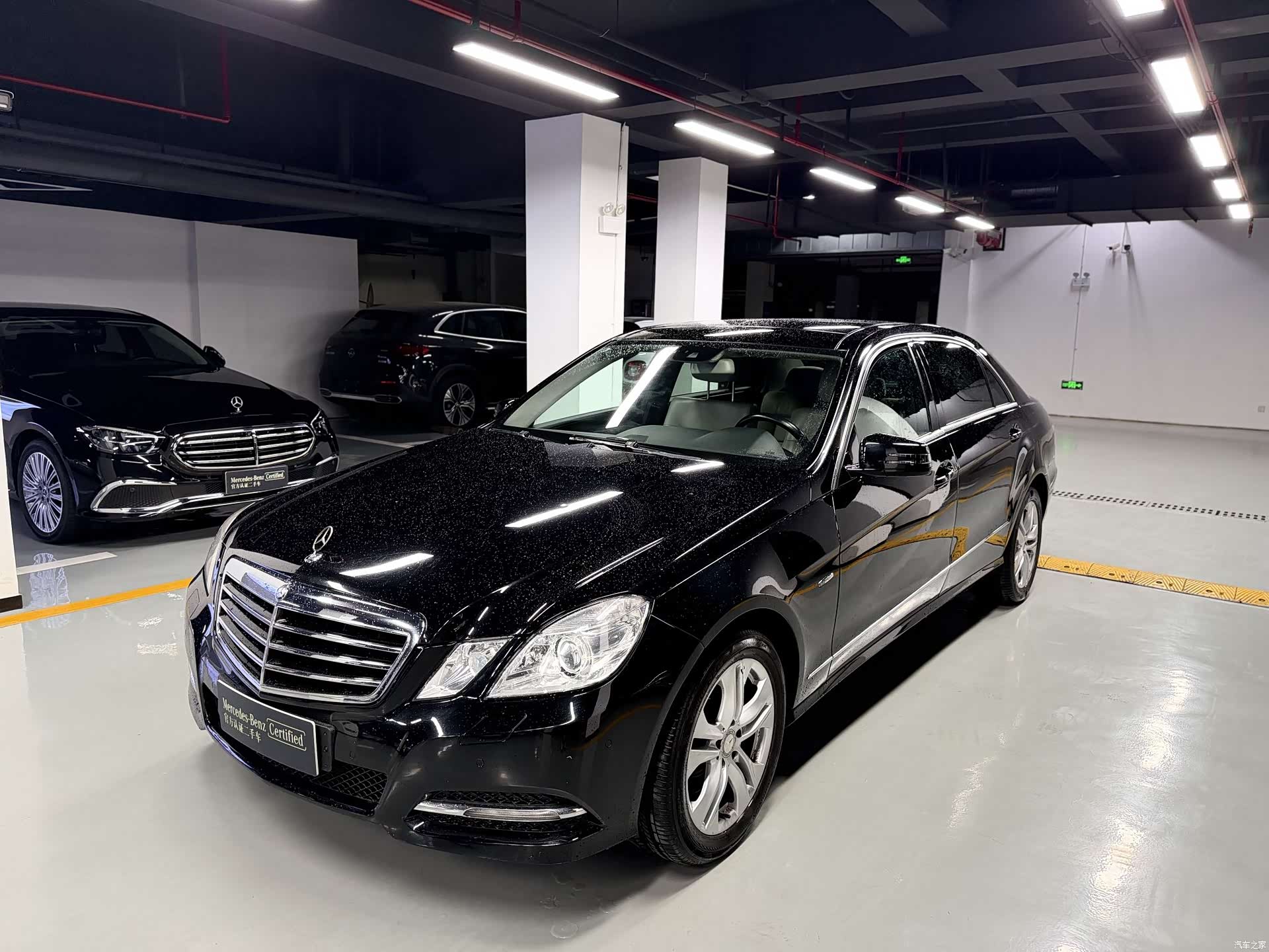 Mercedes-Benz E-Class, 2012 1