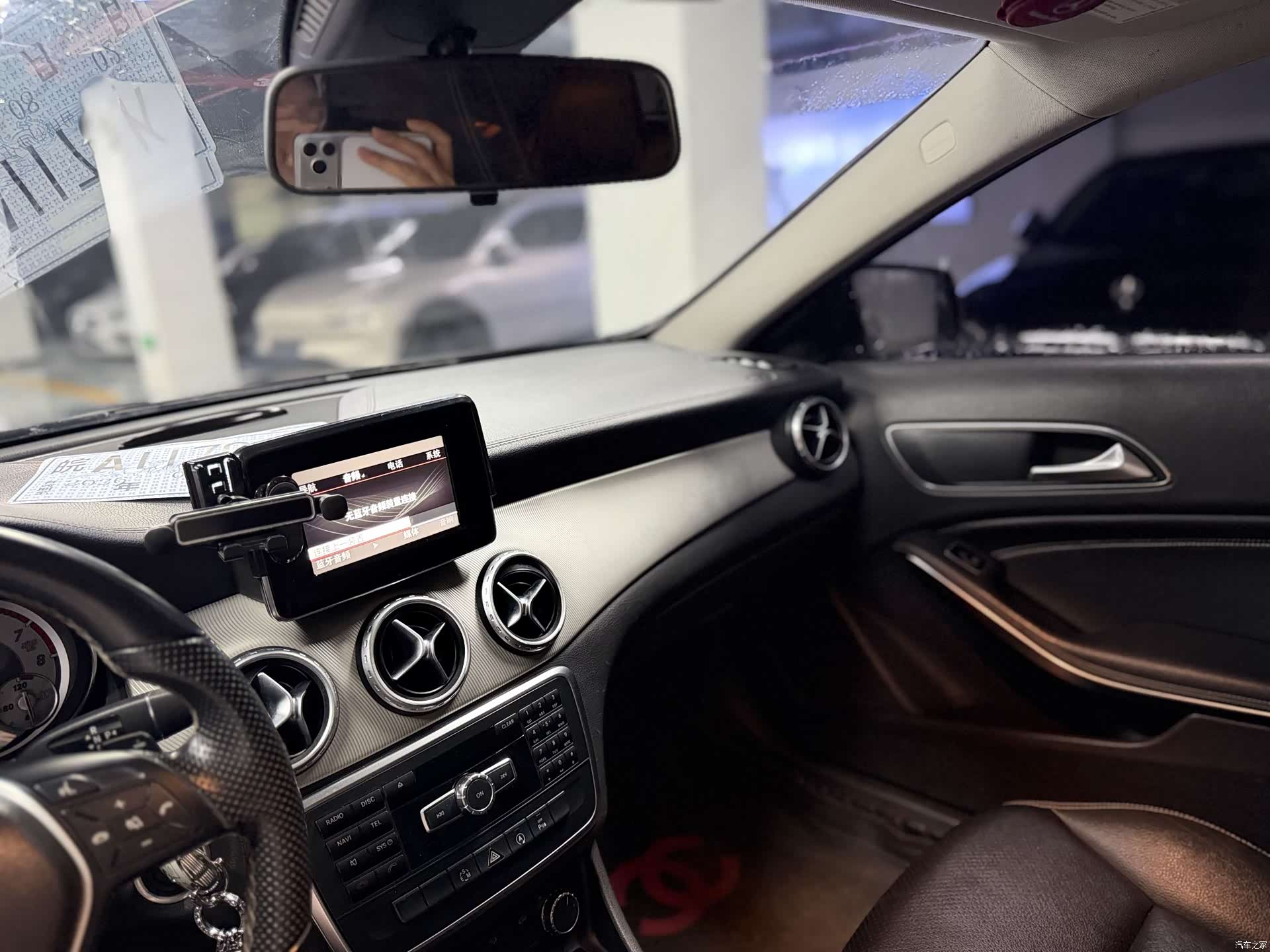 Mercedes-Benz GLA, 2015 14