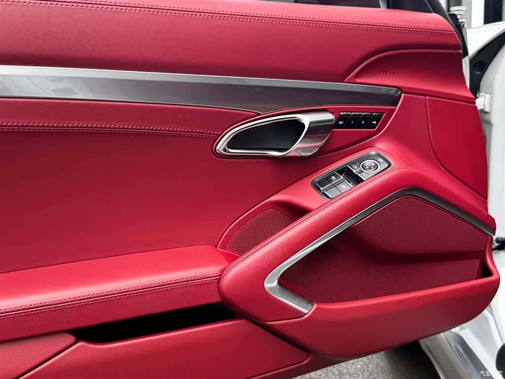 Porsche Cayman, 2018 14
