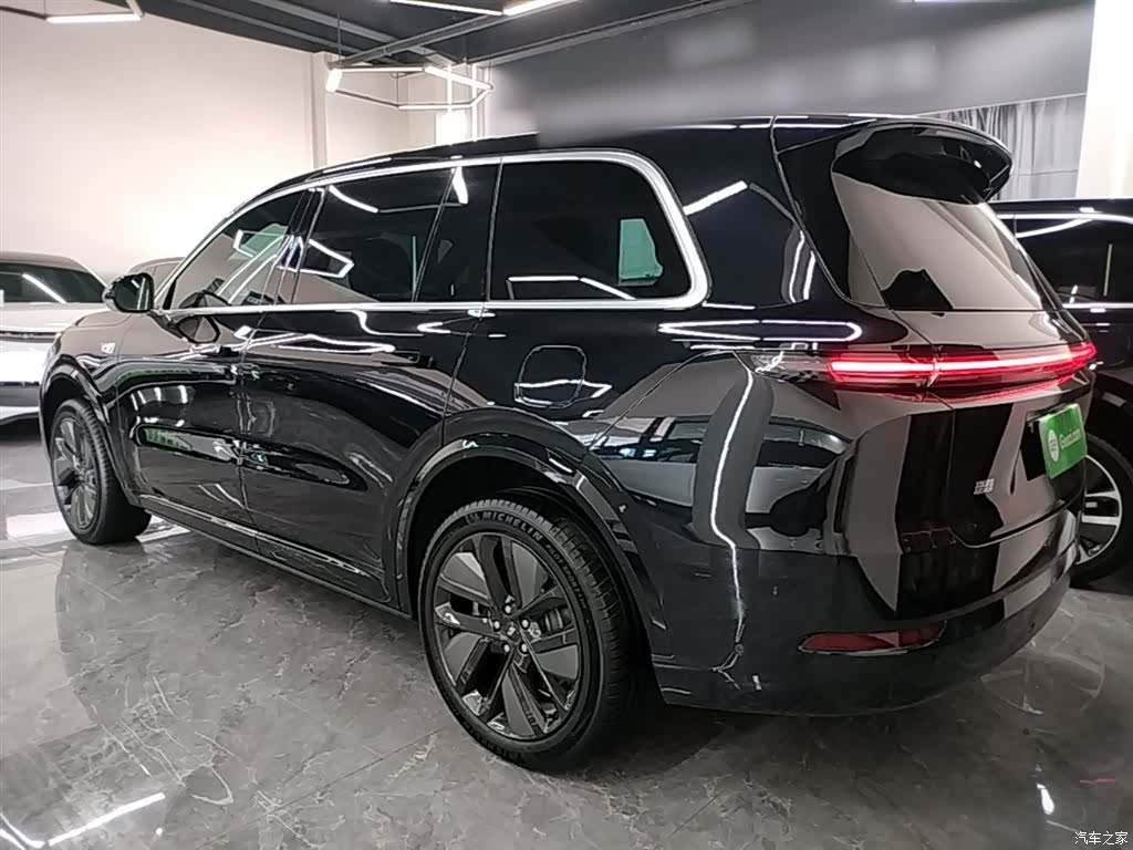 Li Auto L9, 2025 все фото