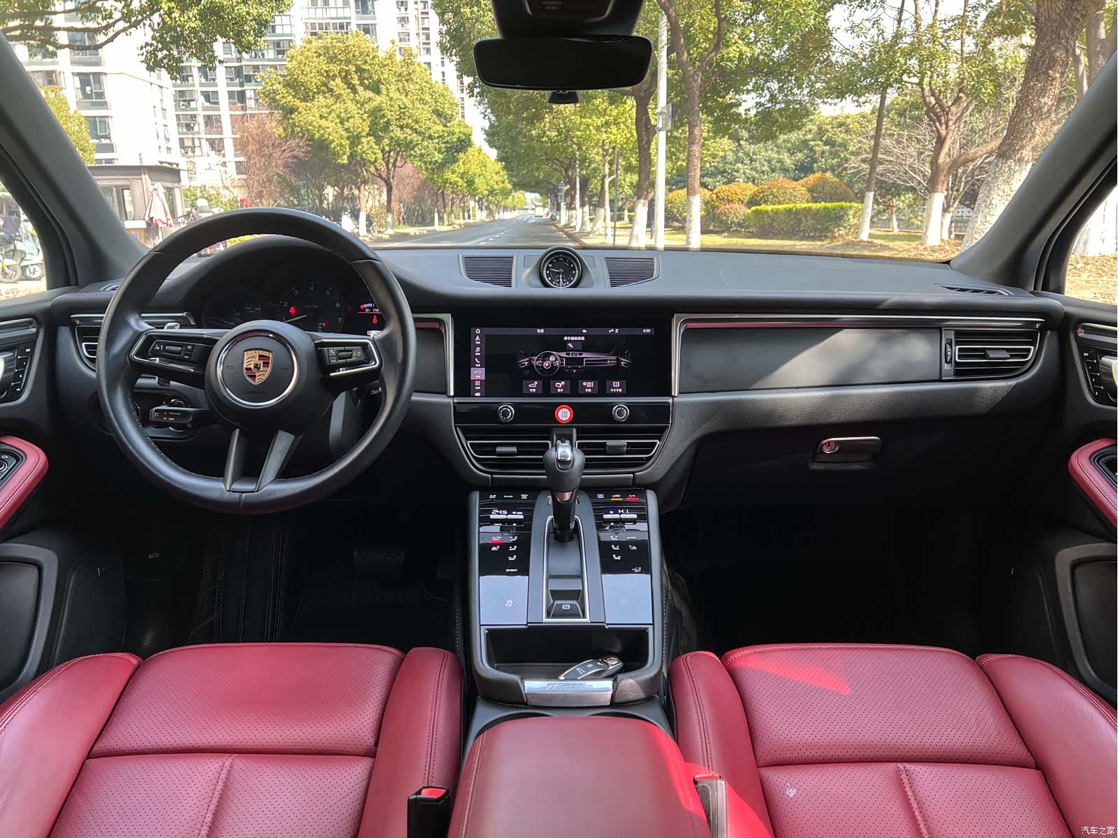 Porsche Macan, 2022 4