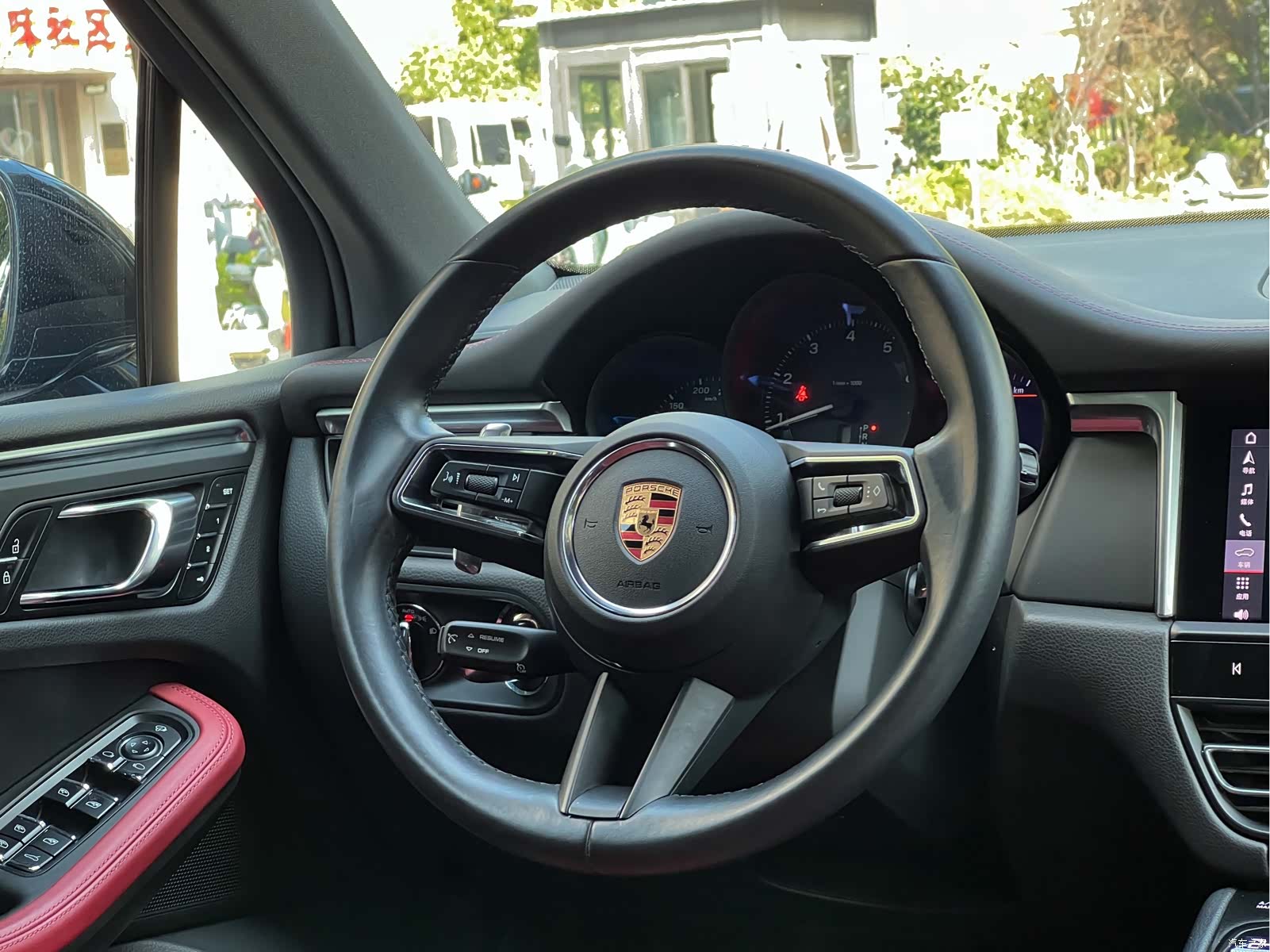 Porsche Macan, 2022 14