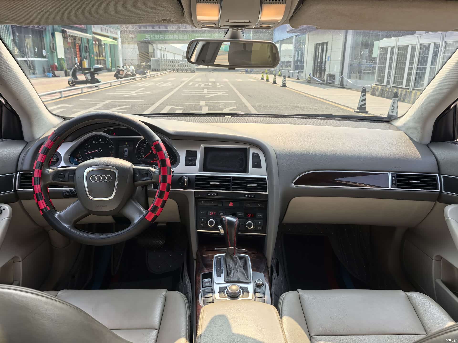 Audi A6L, 2009 7