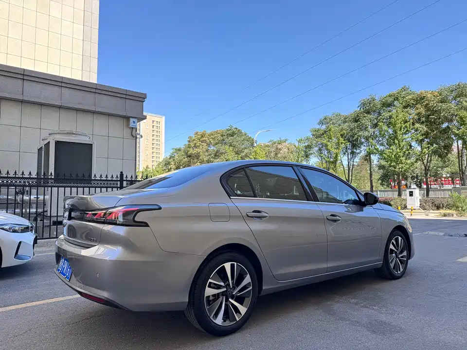 Peugeot 408 Peugeot 408