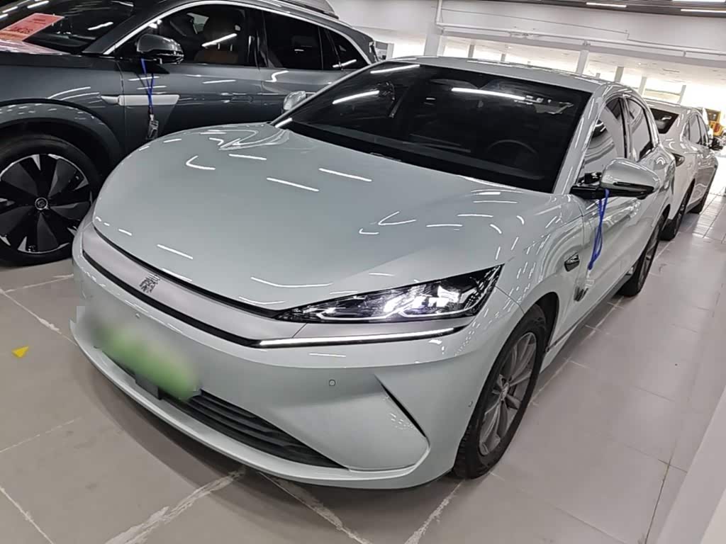 BYD Qin L