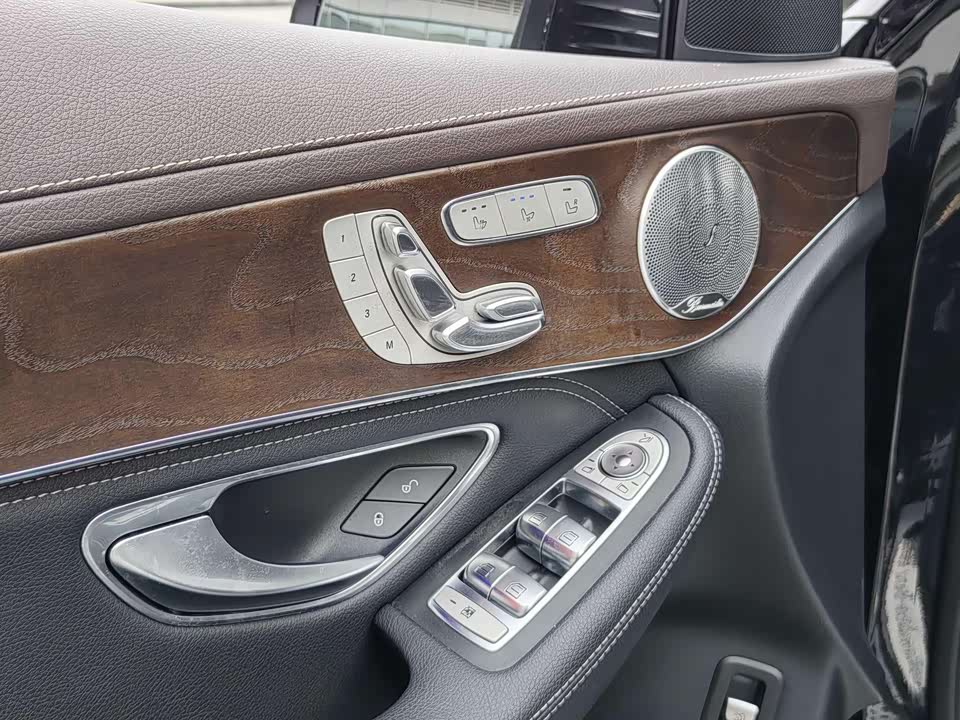 Mercedes-Benz GLC Mercedes-Benz GLC