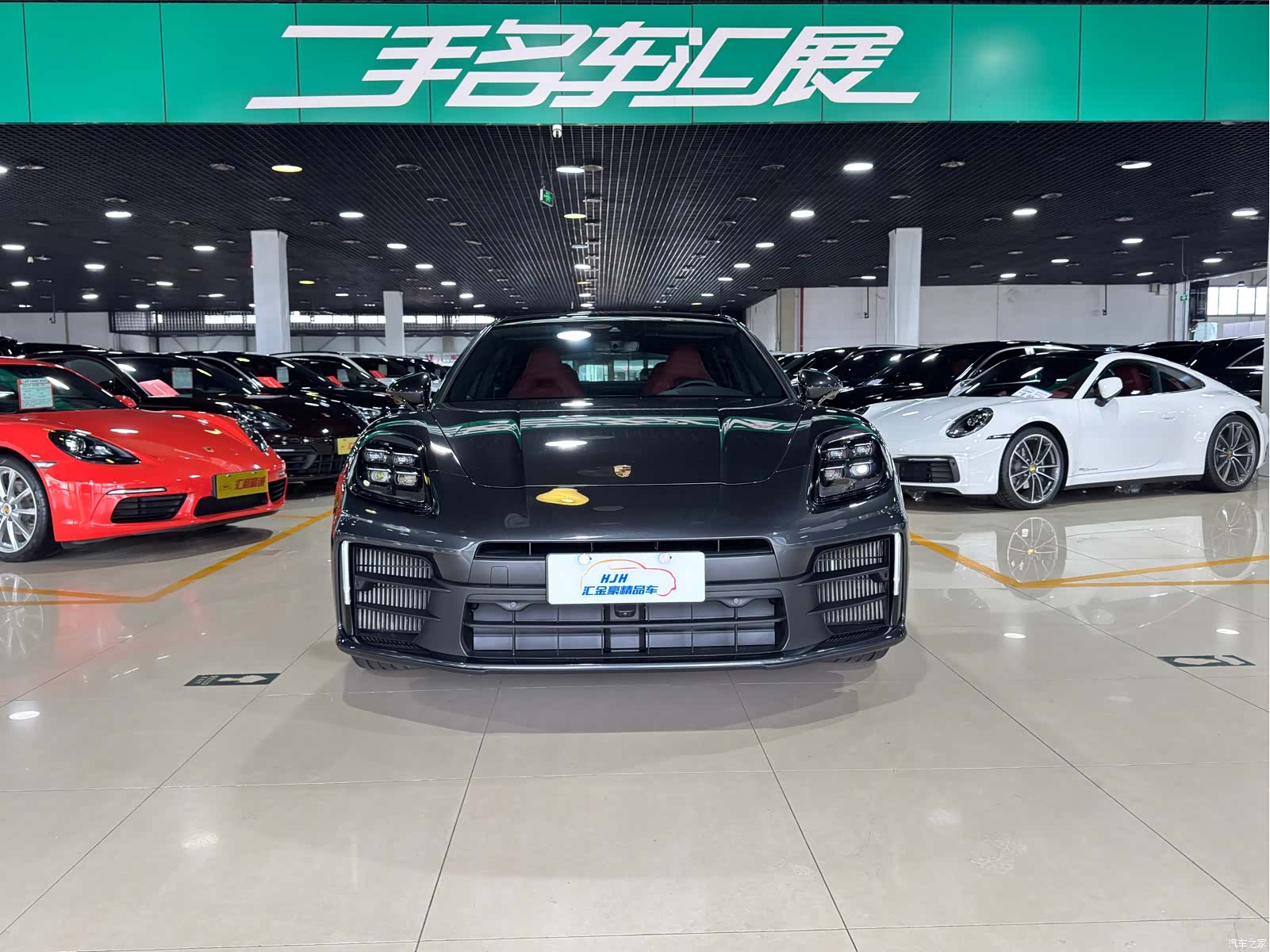 Porsche Panamera, 2024 2