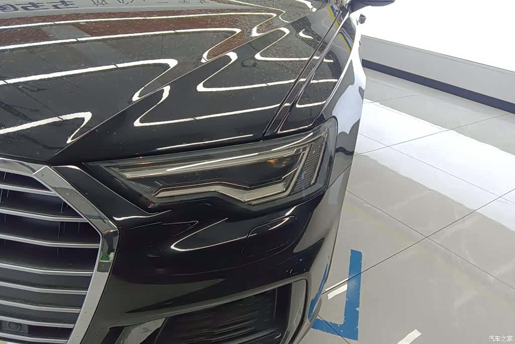 Audi A6L, 2020 все фото