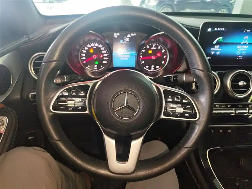 Mercedes-Benz GLC Mercedes-Benz GLC