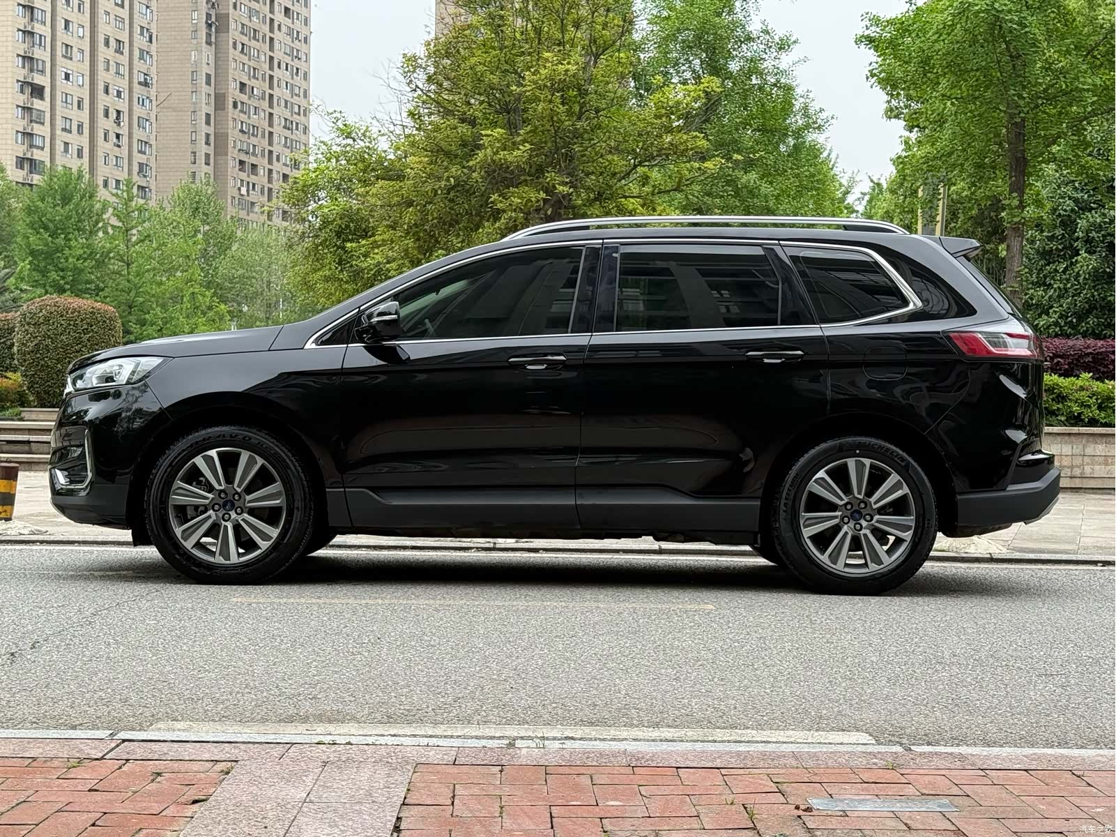 Ford Edge, 2021 4