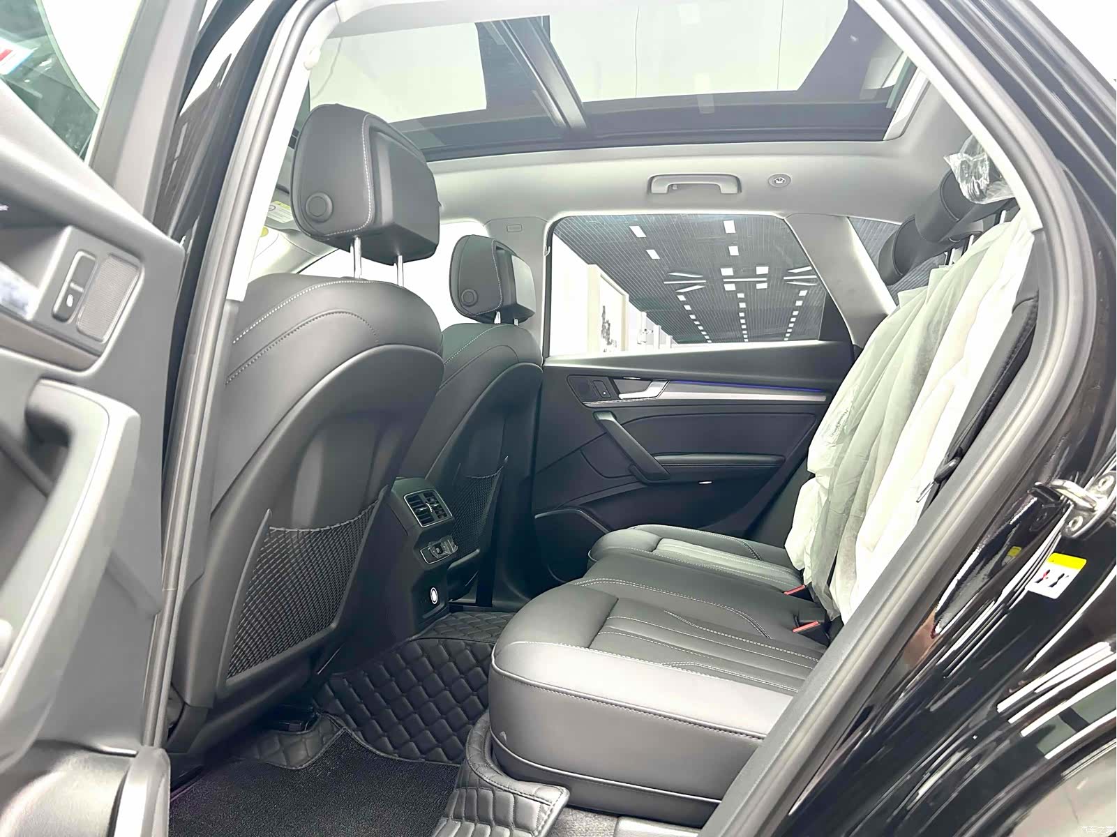Audi Q5L, 2022 9