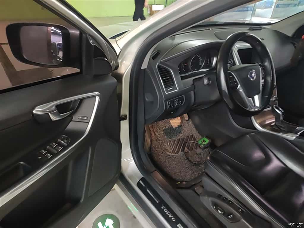 Volvo XC60, 2017 16