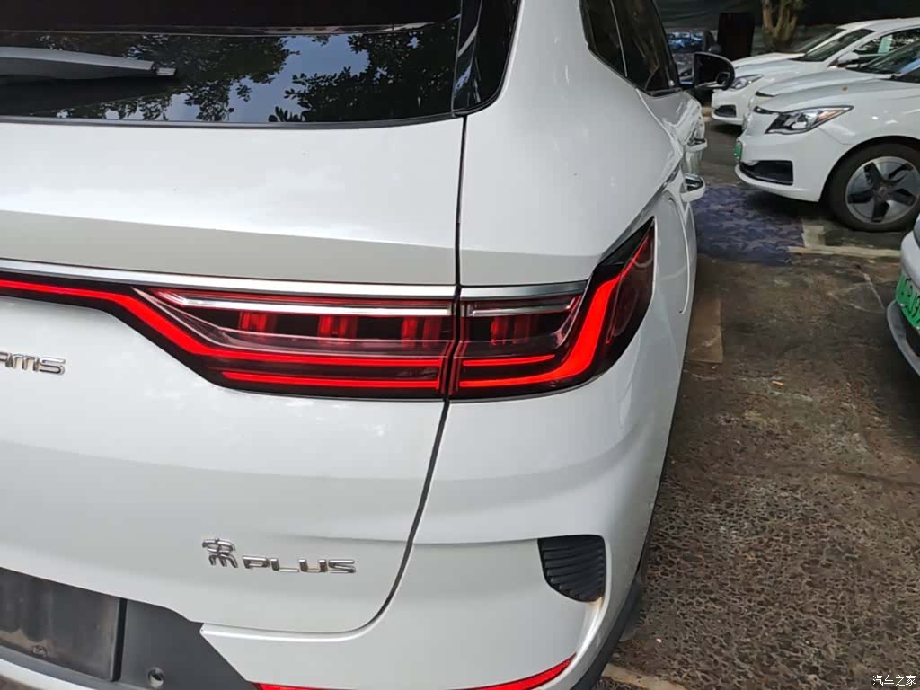BYD Song, 2021 8