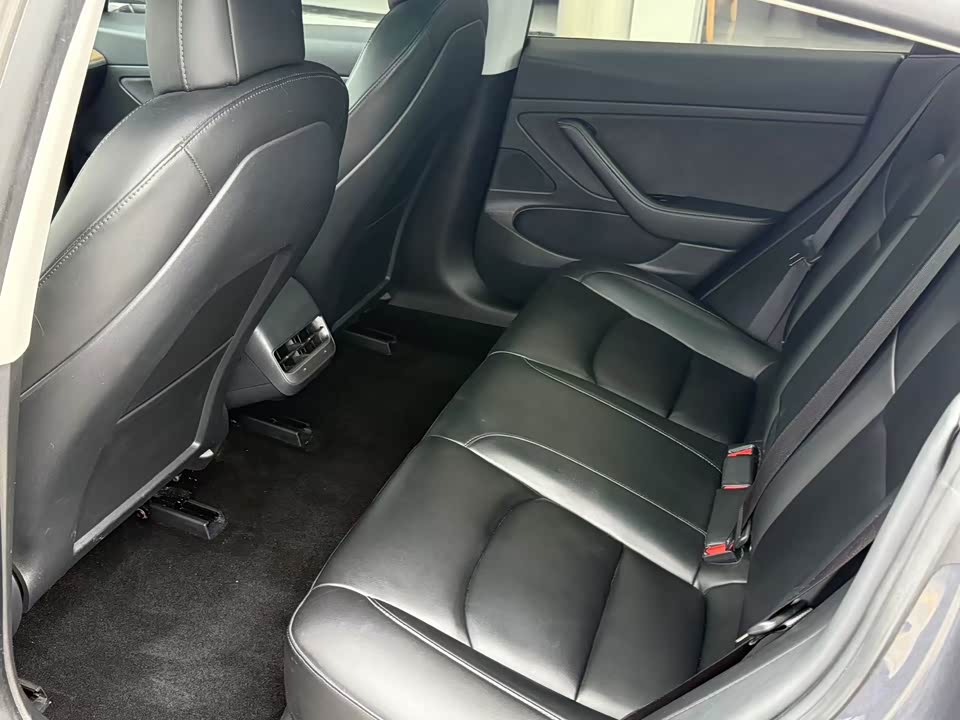 Tesla Model 3 Tesla Model 3