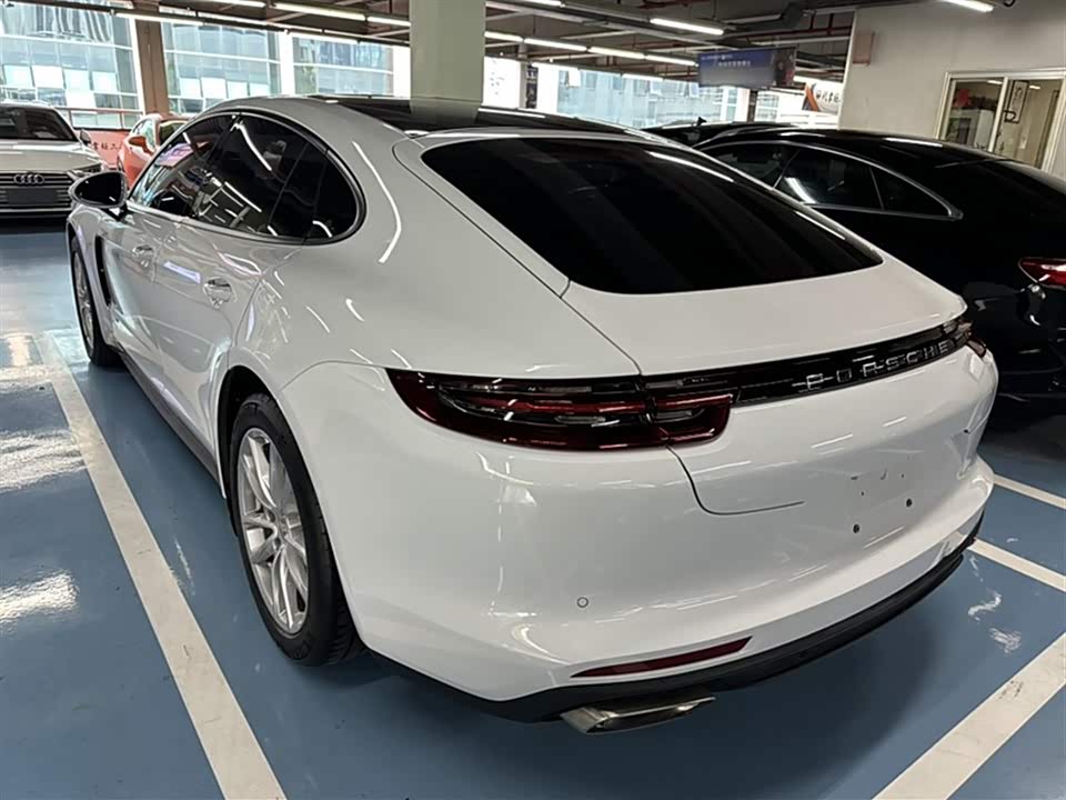 Porsche Panamera Porsche Panamera