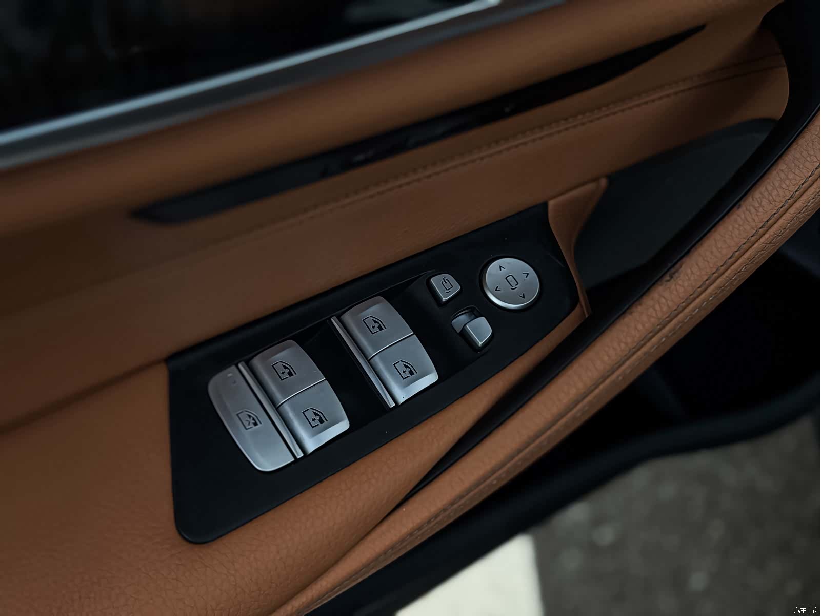 BMW 5 Series, 2018 9