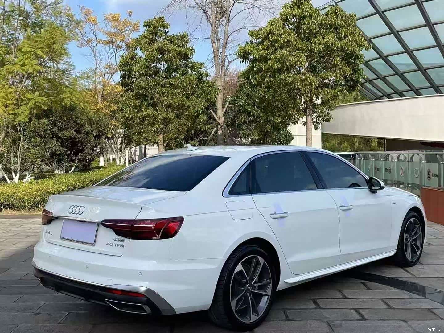 Audi A4L, 2020 7
