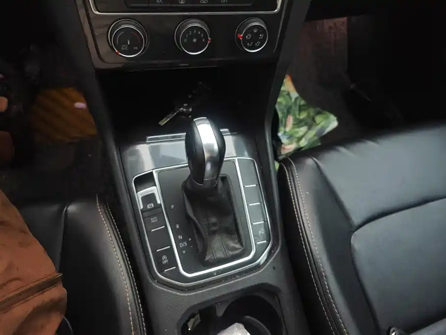 Volkswagen Golf*Jiayu