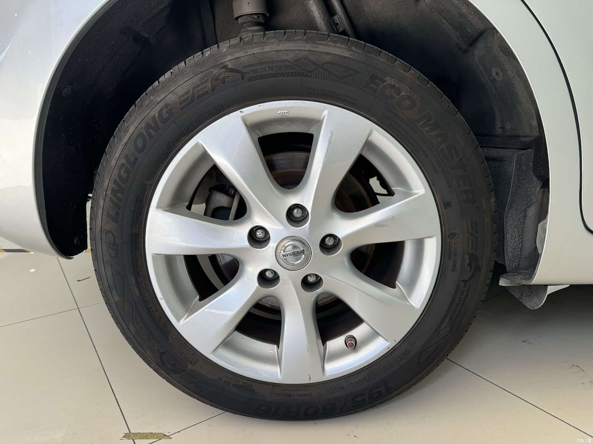 Nissan Tiida, 2014 10