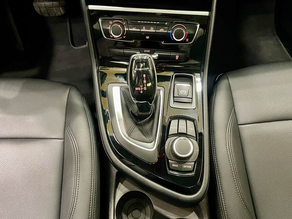 BMW 2 series multifunctional station wagon