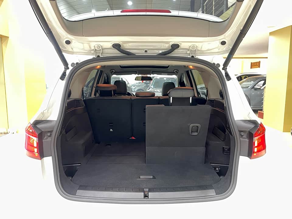 BMW 2 series multifunctional station wagon