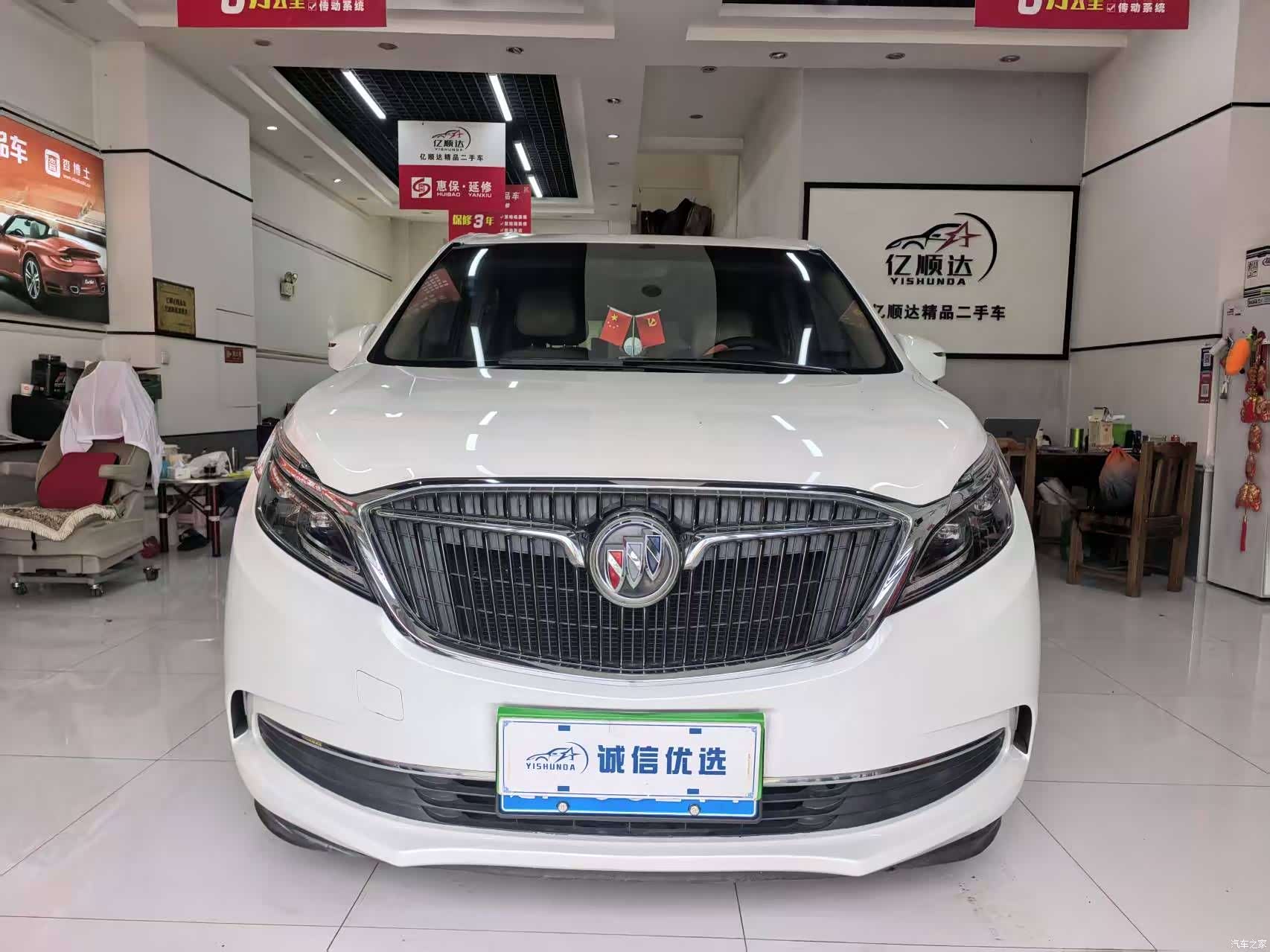 Buick GL8, 2017 3