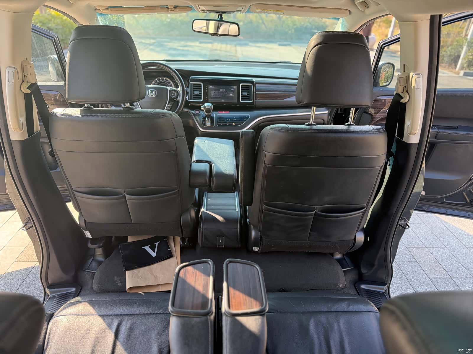 Honda Elysion, 2018 10