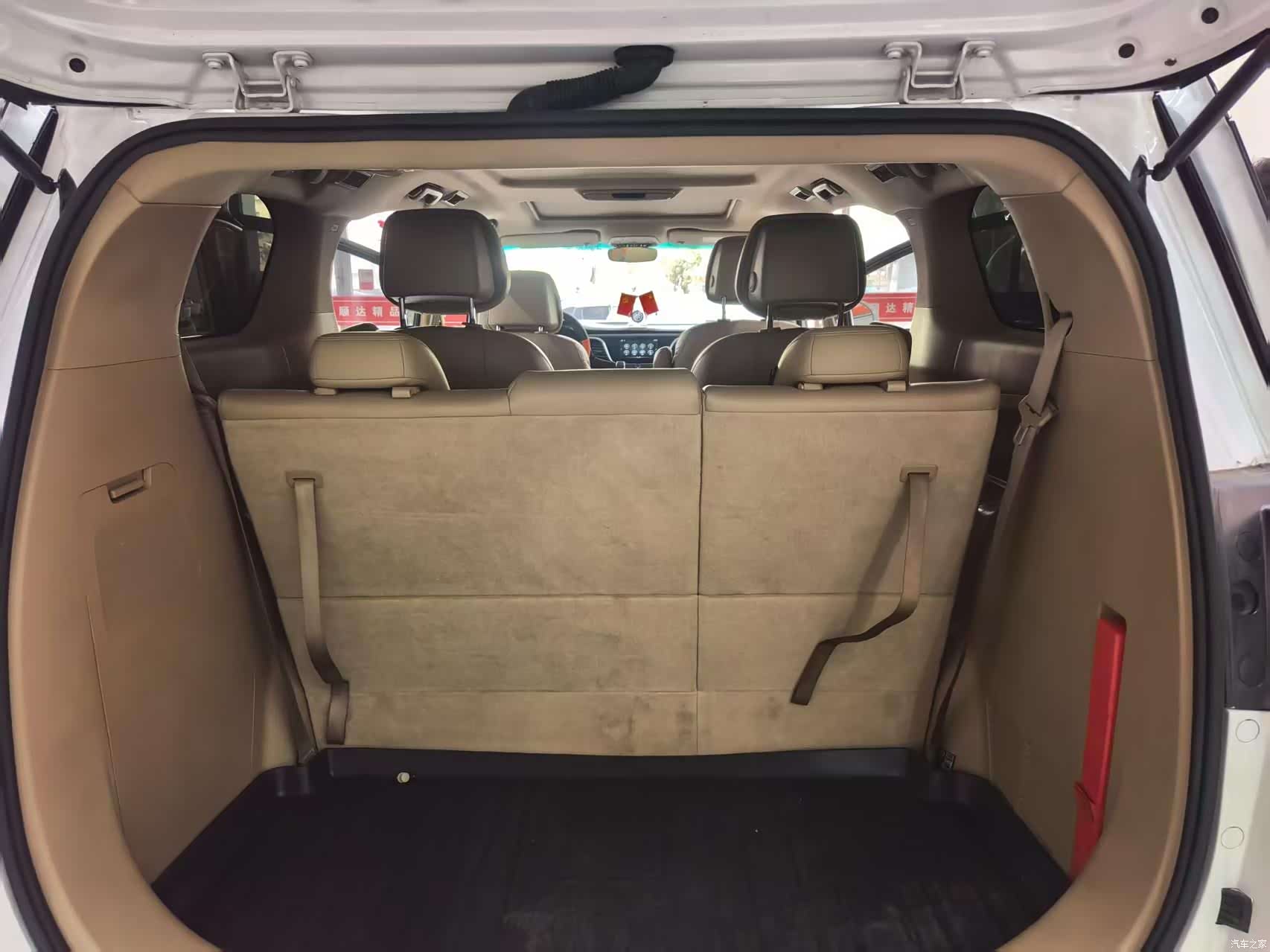 Buick GL8, 2017 10