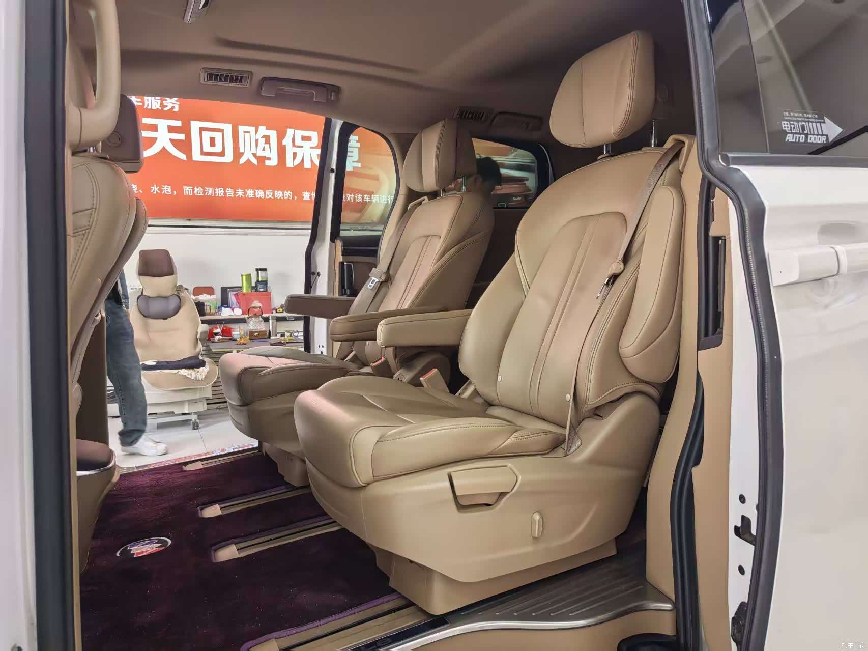 Buick GL8, 2017 все фото