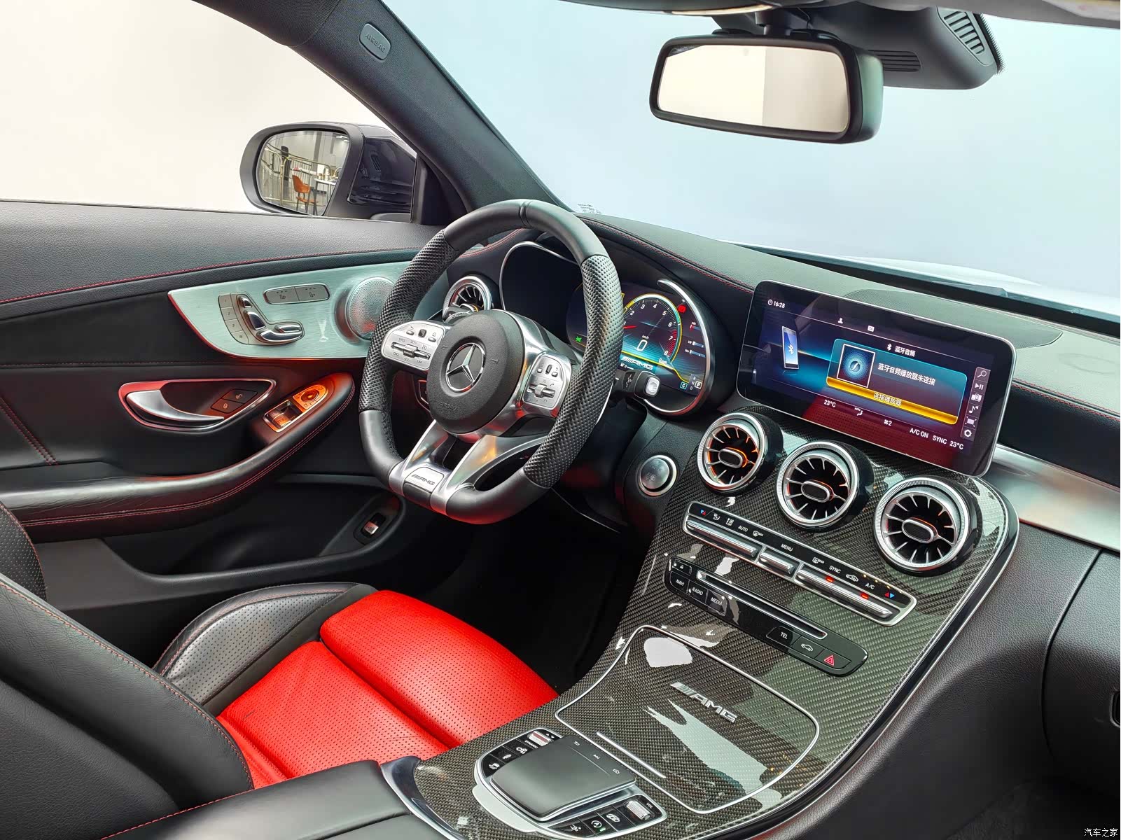 Mercedes-Benz C-Class, 2018 13