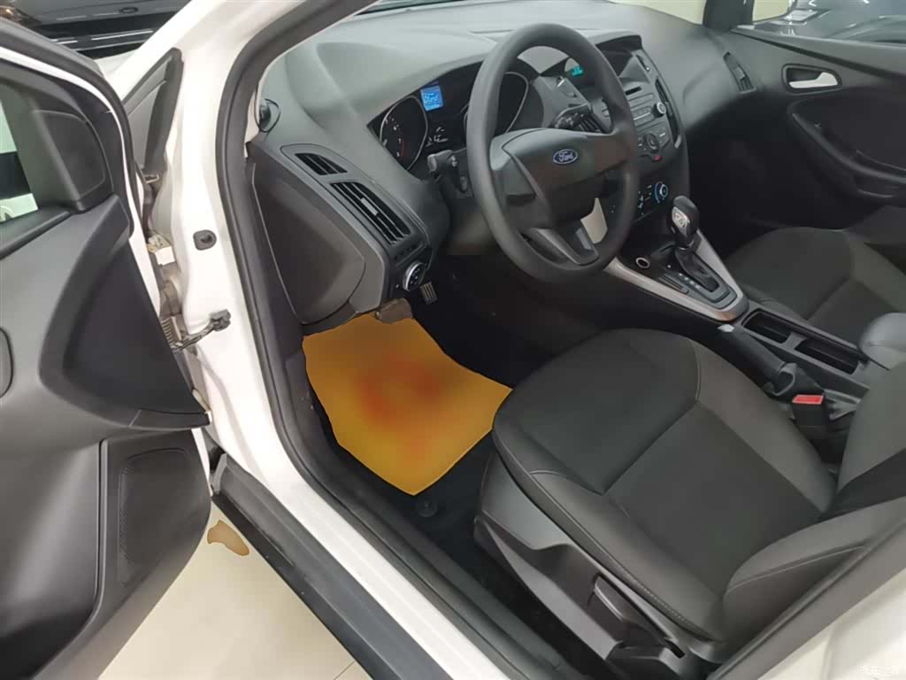 Ford Focus, 2016 16