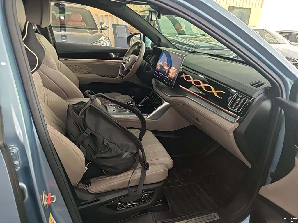 BYD Tang, 2023 25
