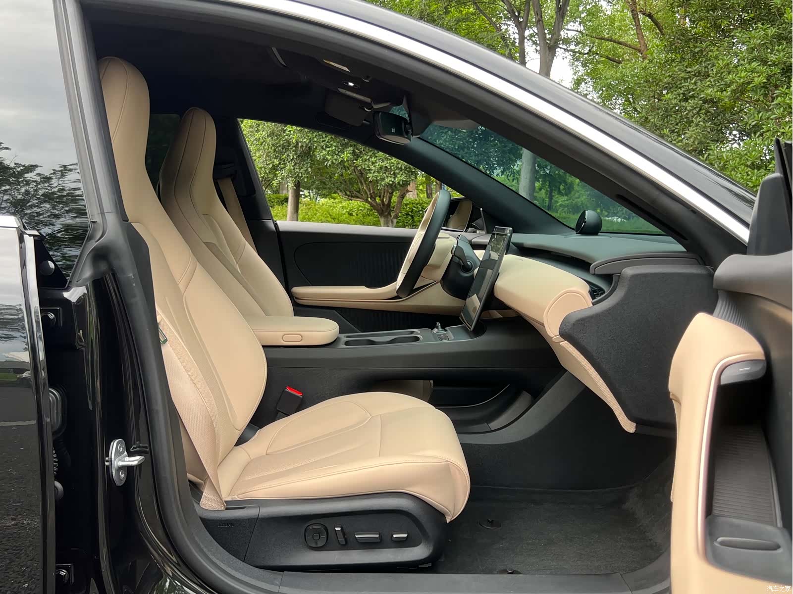 NIO ET5, 2024 11