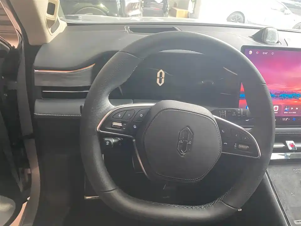HarmonyOS Ask the world M5