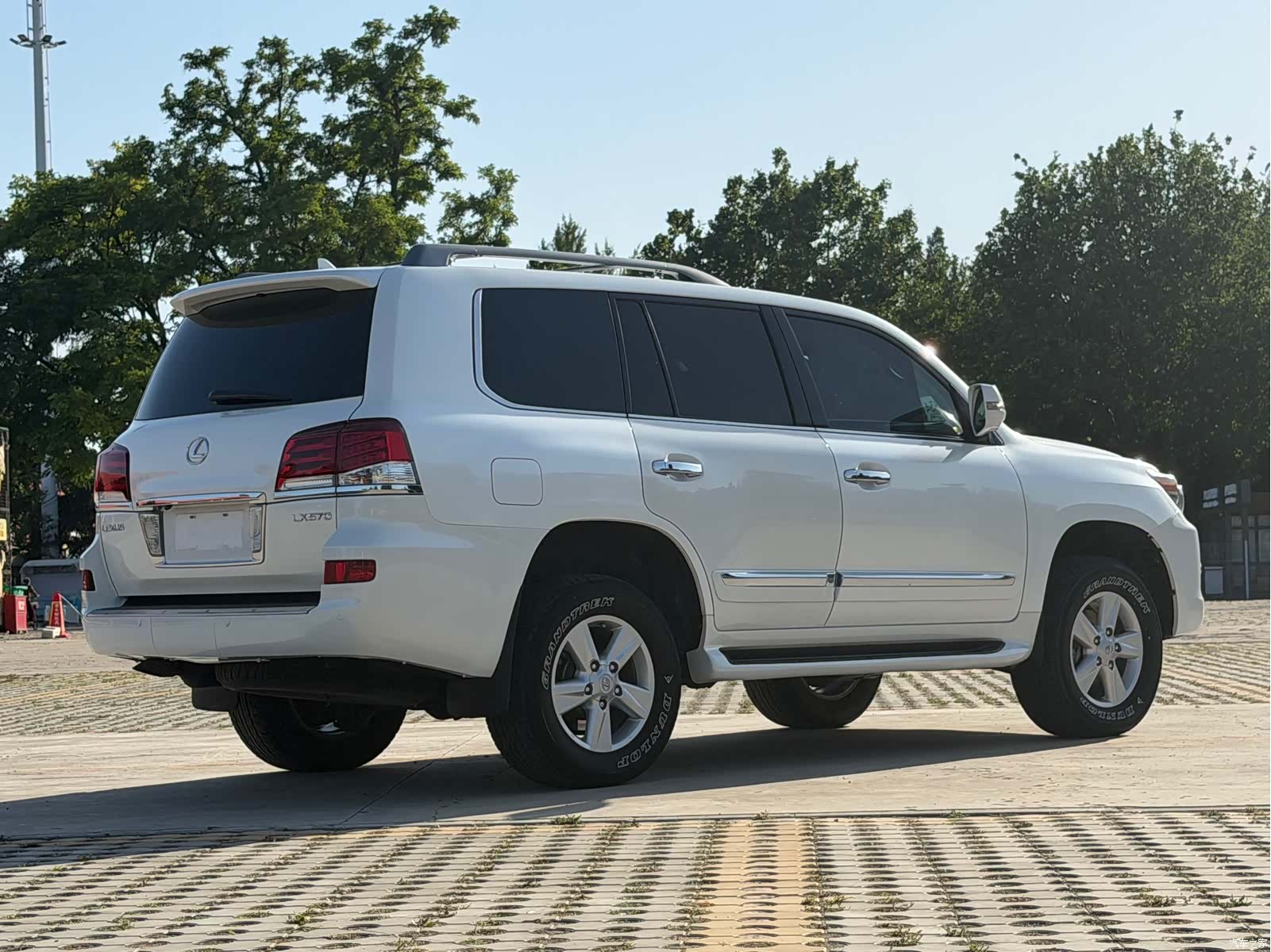 Lexus LX, 2015 6