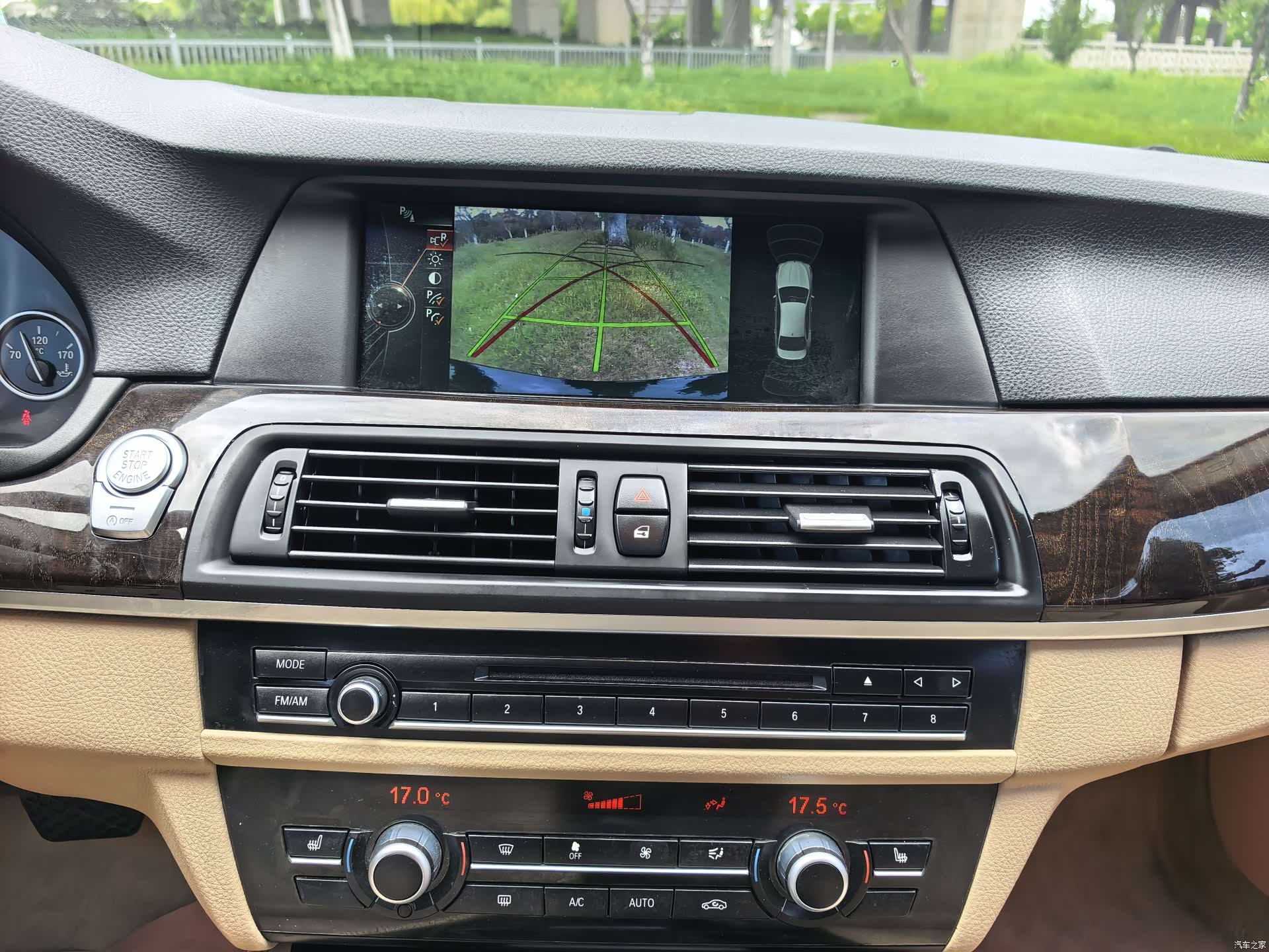 BMW 5 Series, 2013 11
